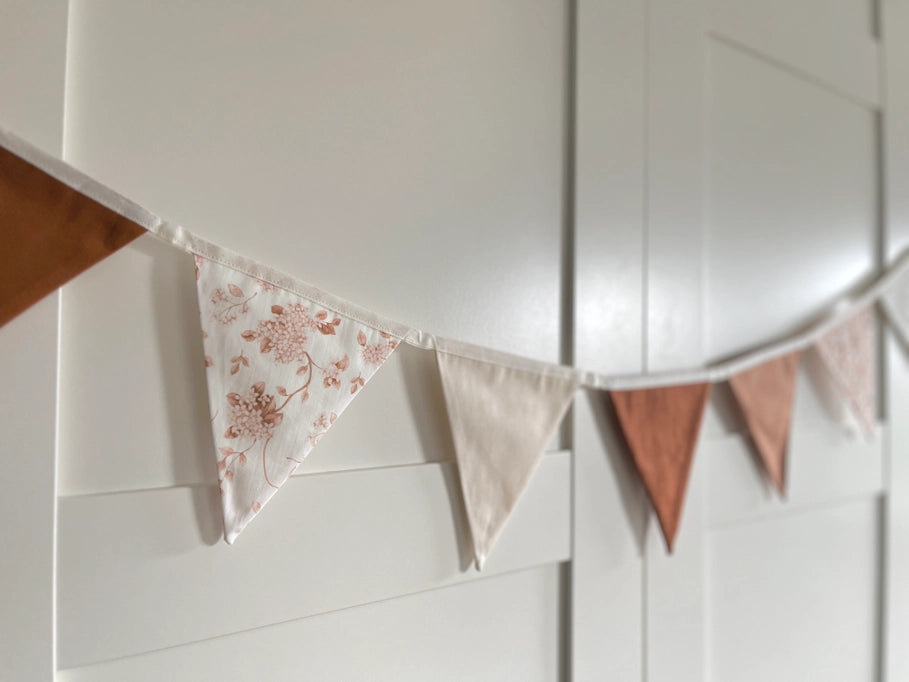 Decorative wreath for small room