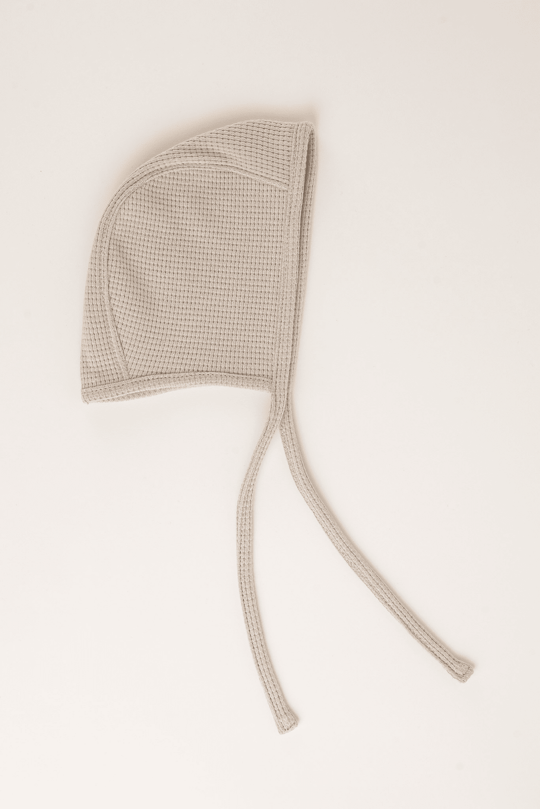 Gorro de bebé en punto natural