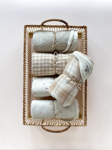 Beige square muslin blanket (-20%)