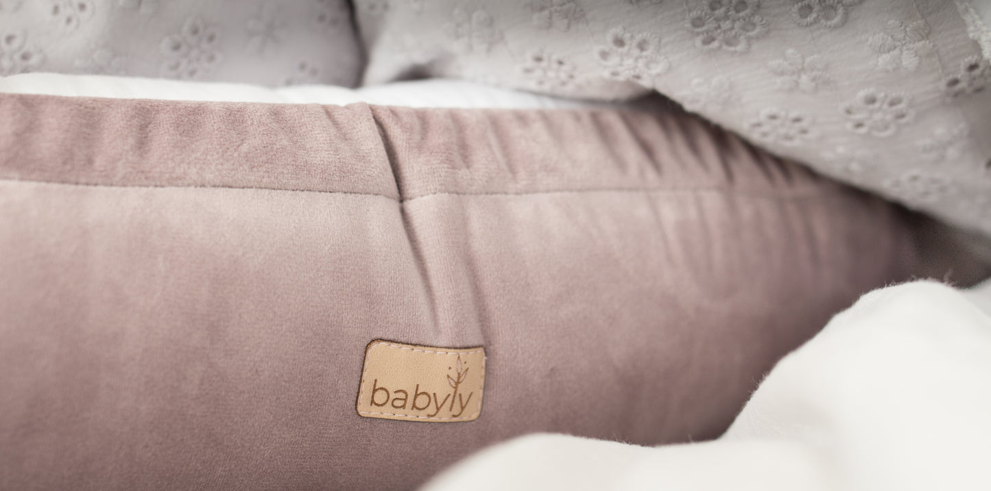 Cotton nest with heather pink outline