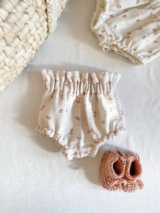 Ivory Berries Diaper Cover (-40%)
