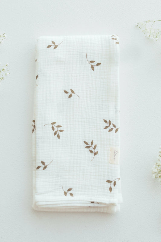 Swaddle de musselina de algodão TISU Cream Leaves - Conforto e Suavidade para o Bebé