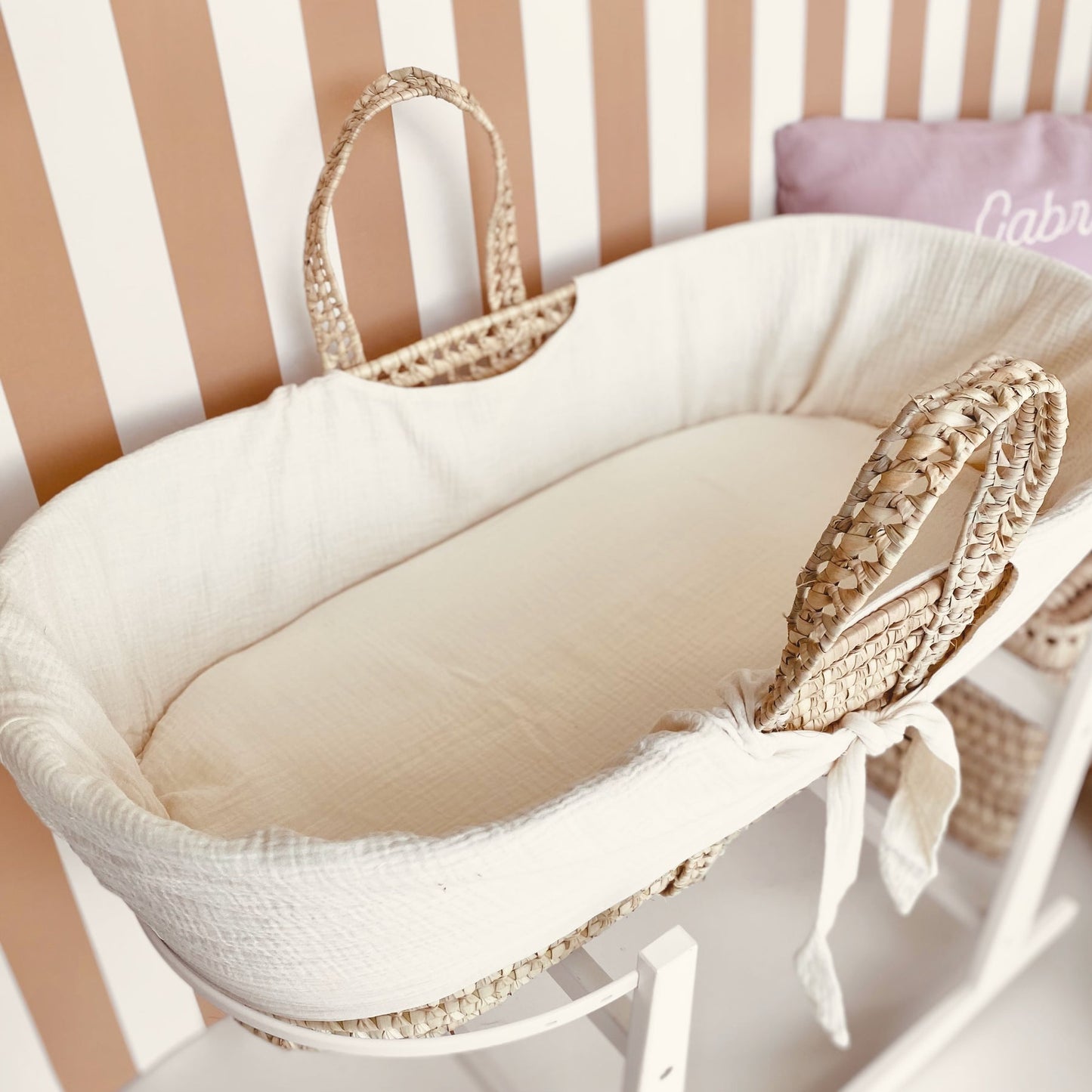 Carrycot (Moses Basket) Cream Muslin