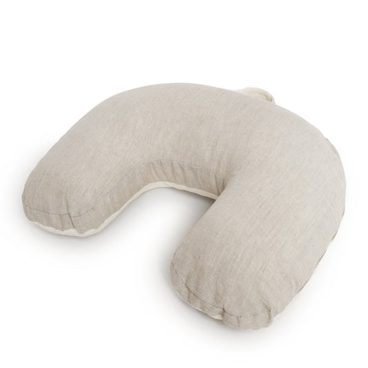 Almofada de amamentação em linho bege, macia e ergonómica, ideal para conforto da mamã e do bebé durante a amamentação e gravidez.