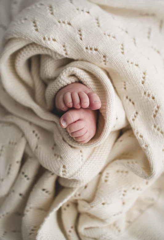 Manta de bebé em algodão em malha creme ou bege claro, branco marfim, ideal desde o nascimento.